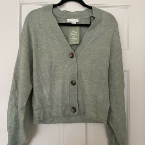 Never worn: H&M sweater